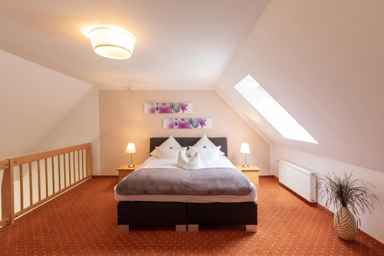 Seehotel Lindenhof Лихен Экстерьер фото
