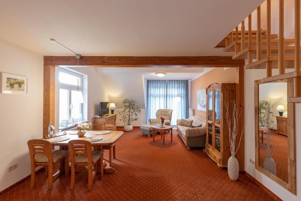 Seehotel Lindenhof Лихен Экстерьер фото